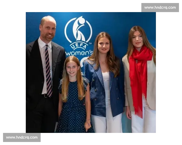 英格兰女足与西班牙女足激战，谁能在世界杯赛场上笑到最后